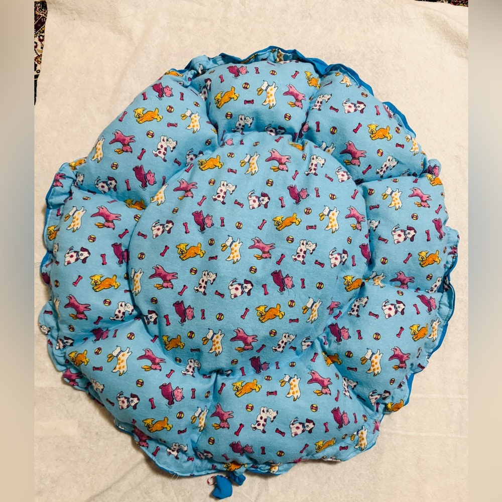 Handmade Pet Bed with Animal Print - Picture 2 of 4